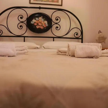 Bed & Breakfast Two-room With Swimming Pool And Breakfast Included, 2 Km From Tropea 3*