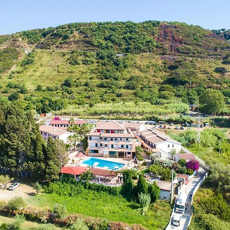 Two-room With Swimming Pool And Breakfast Included, 2 Km From Tropea 3* Fitili